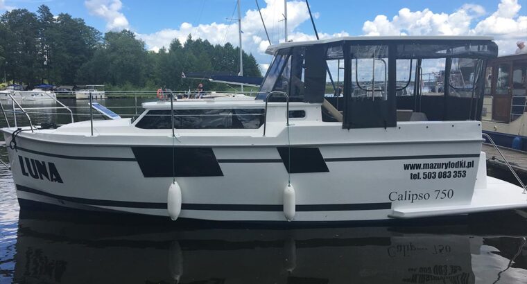 “Luna” Calipso 750- łódź motorowa typu hauseboat