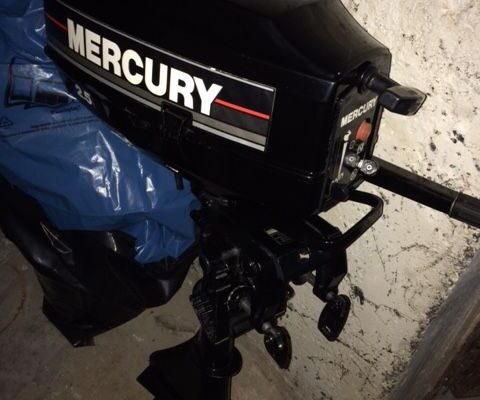 Silnik zaburtowy Tohatsu Mercury 2,5 km na części gaźnik mod