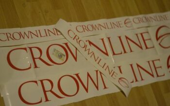Naklejki CROWNLINE 3D logo różne kolory