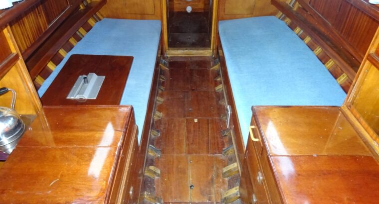 Jacht drewniany- mahoniowy Holms Varv Clipper 32 – Sprzedany